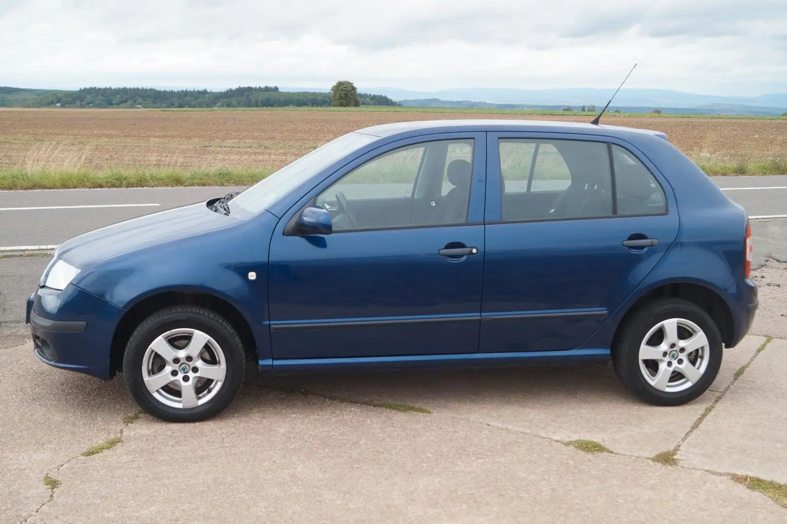 Skoda Fabia Ambiente 1.9 TDI +Klima+AHK+ Blau - 2