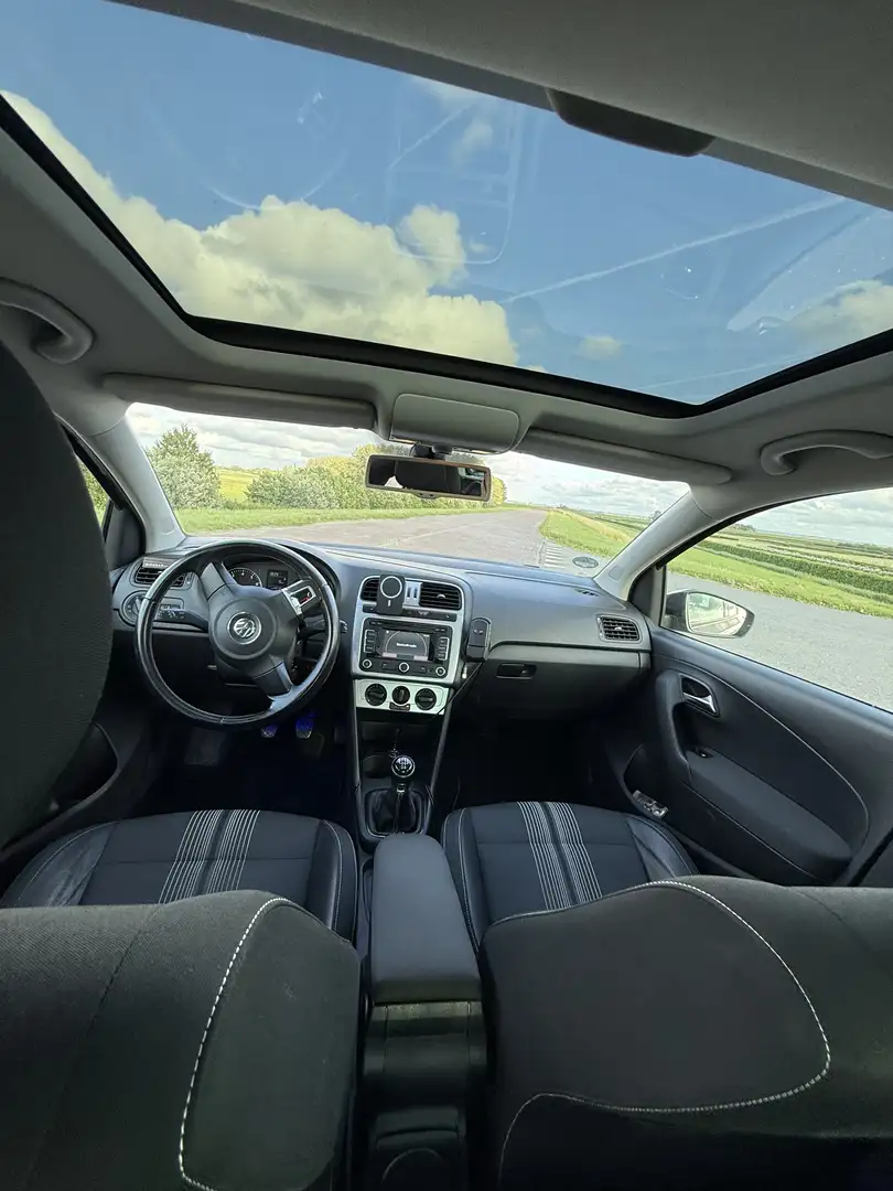 Volkswagen Polo 1.2 Easyline match Grijs - 1