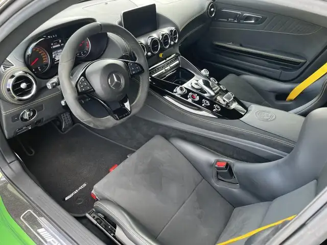 Mercedes-Benz AMG GT view 5