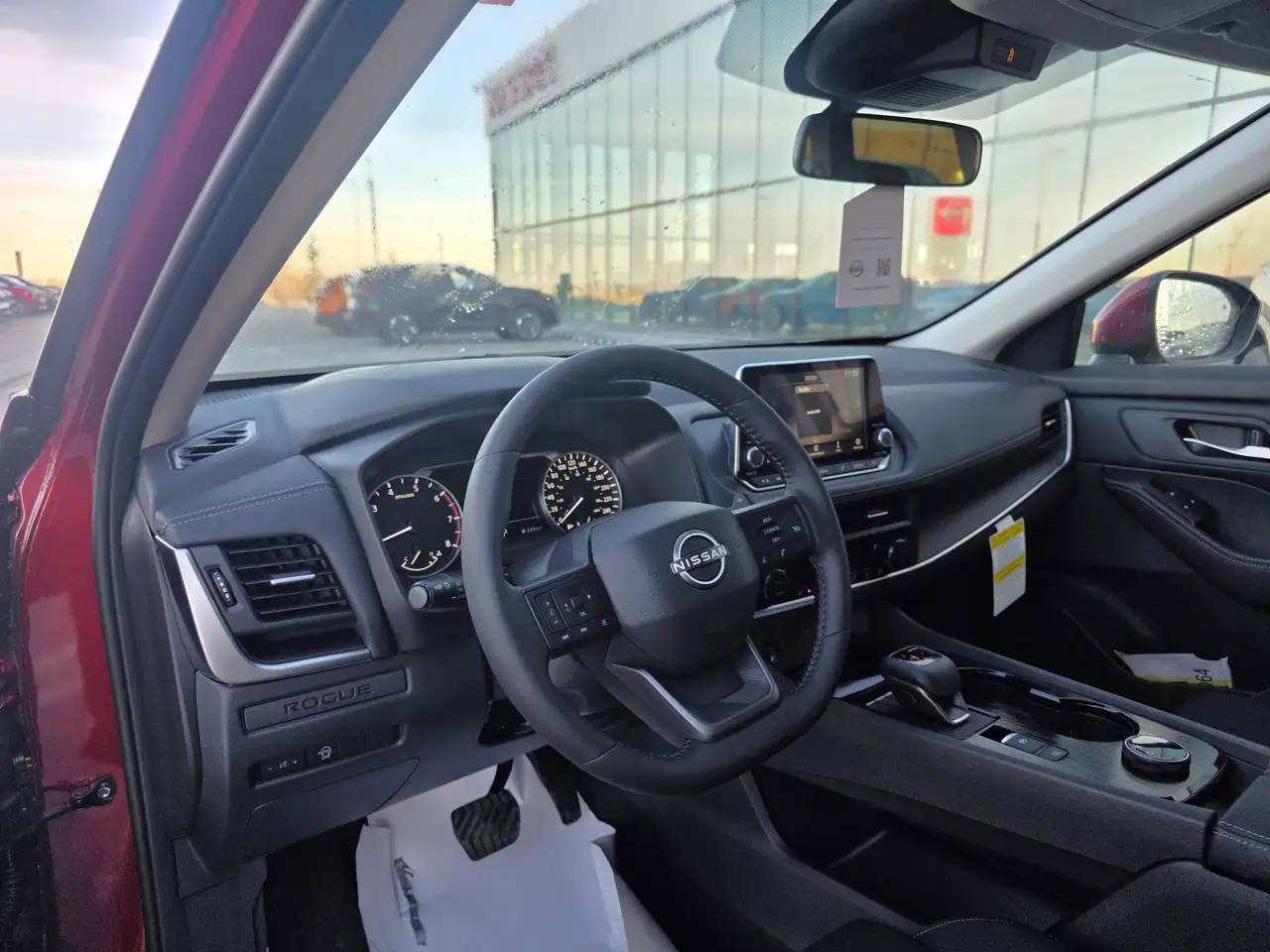 Nissan Rogue fotografie Nissan Rogue