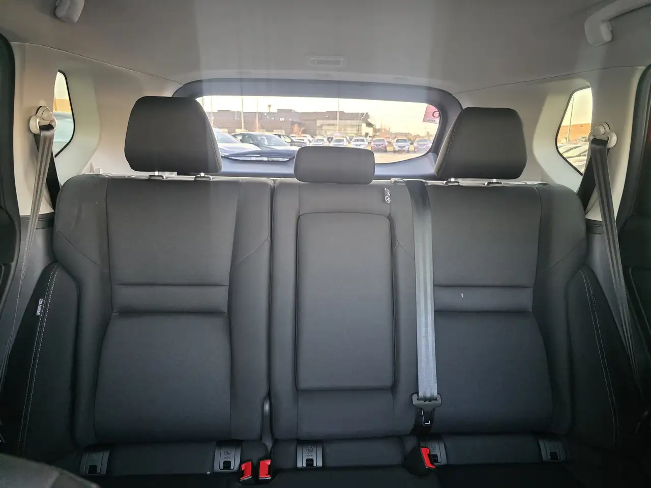 Nissan Rogue fotografie Nissan Rogue