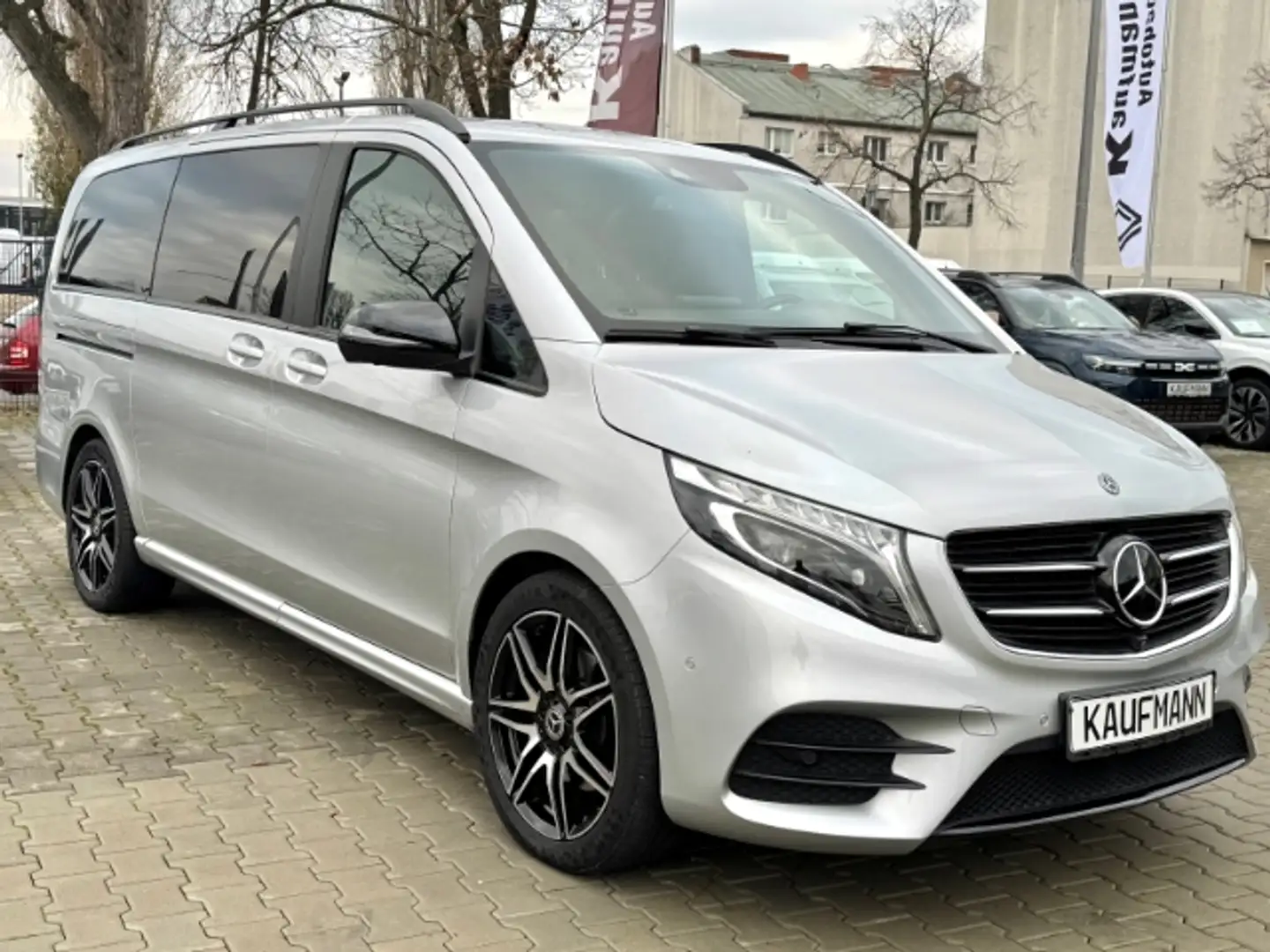 Mercedes-Benz V 250 AVANTG.lang AMG Line 6xSitze/Burmeister/ACC/PA Argento - 2