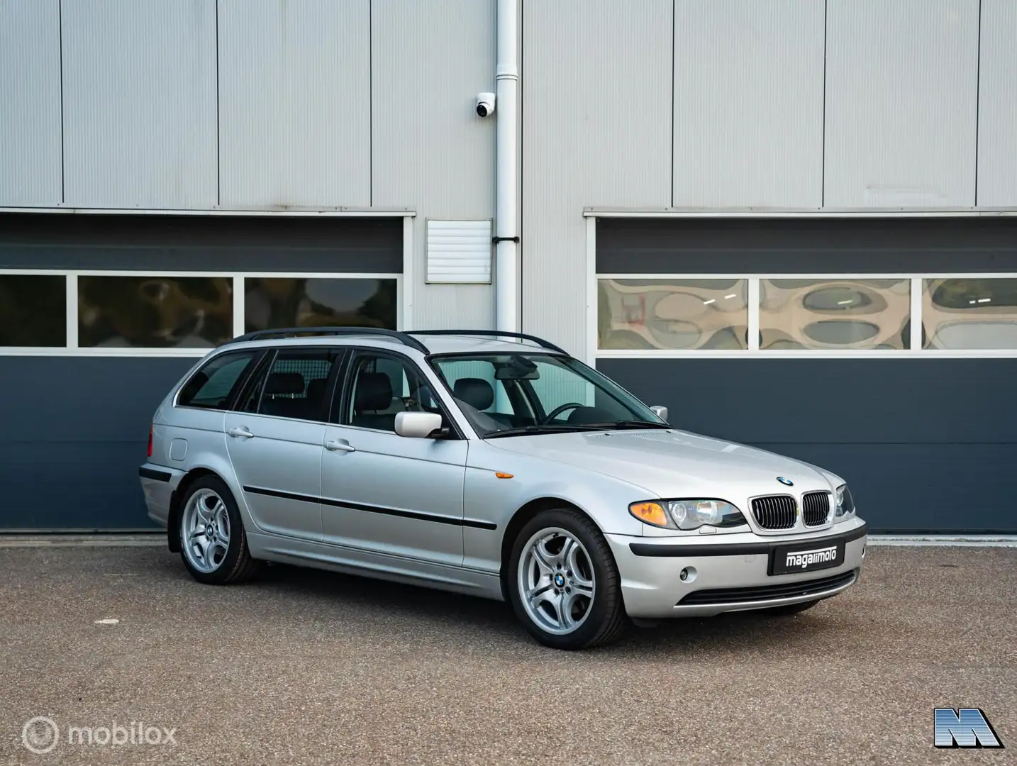 BMW 325 3-serie Touring 325i Grijs - 1
