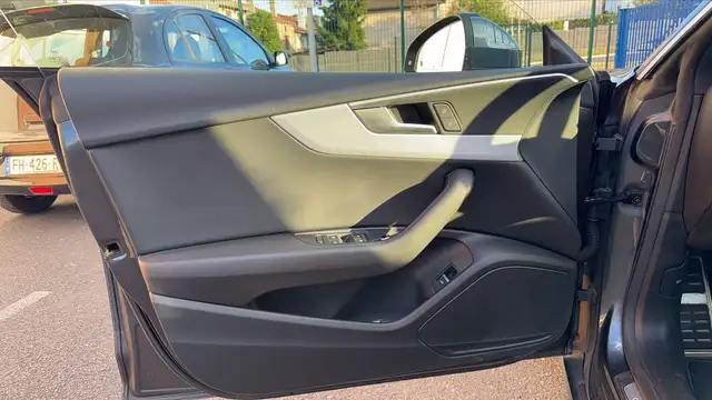 Audi A5 view 7