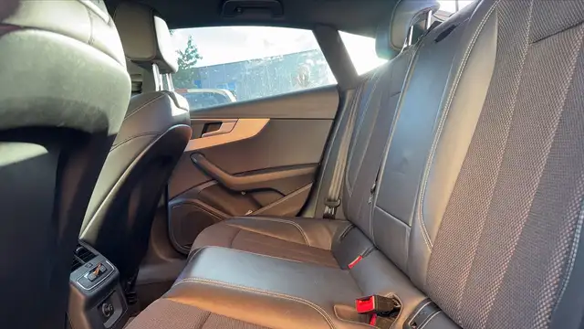 Audi A5 view 9
