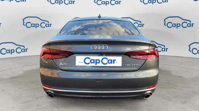Audi A5 view 3