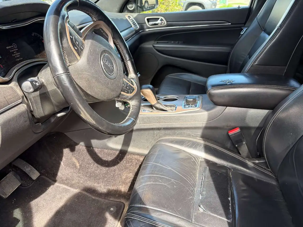 Jeep Grand Cherokee photo Jeep Grand Cherokee