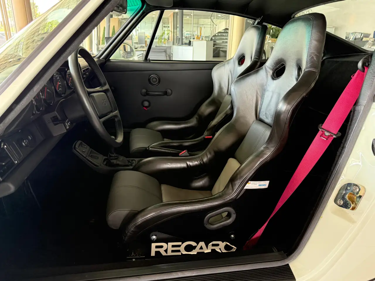 Porsche 964 Carrera RS DEUTSCH RECARO REVIDIERT17, foto 8
