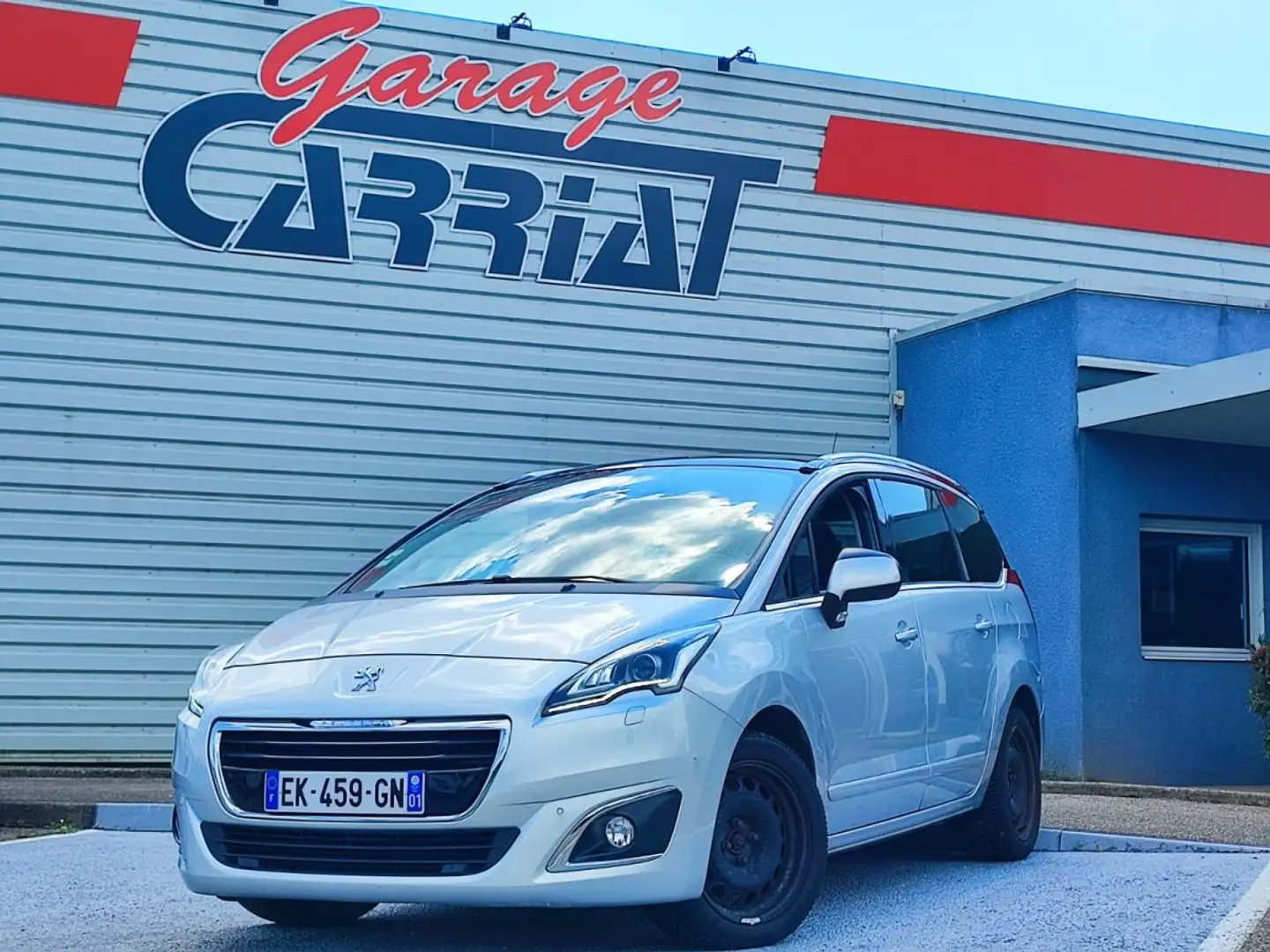 Peugeot 5008 Allure Grijs - 1