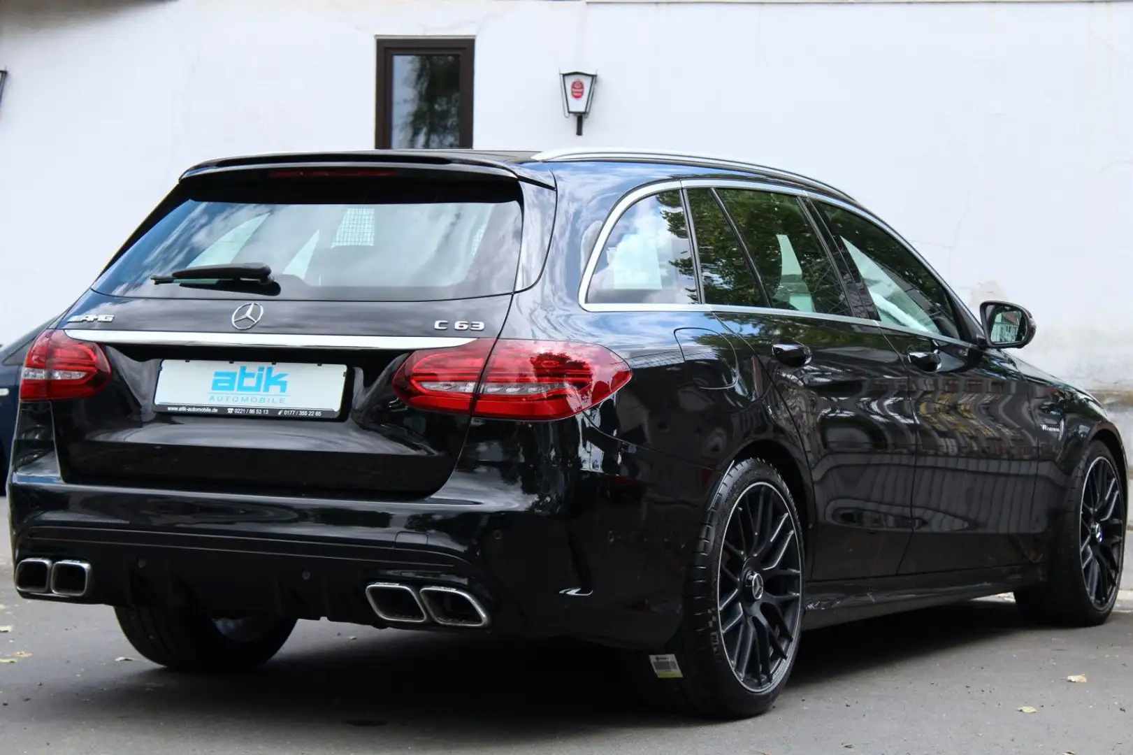 Mercedes-Benz C 63 AMG 1.HAND SPORTABGAS WIDESCREEN 360° DISTR Schwarz - 2