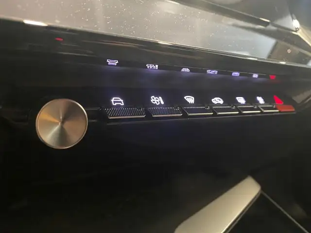 Peugeot 308 view 22