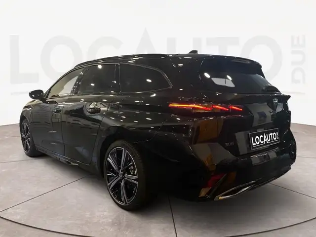 Peugeot 308 SW view 5