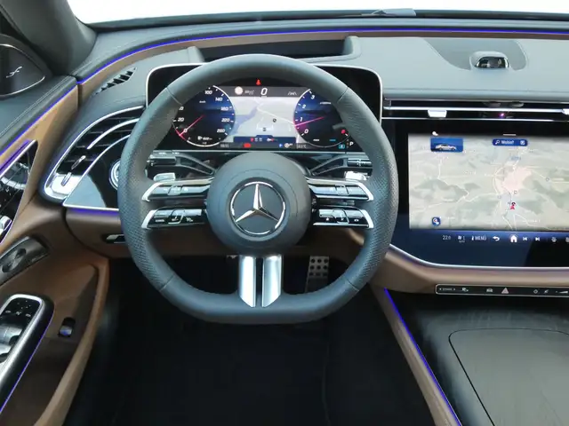 Mercedes-Benz E 200 AMG +Burm+Pano+360°+Supers+DigiL+HUD+KeyGo+ Ansicht 17