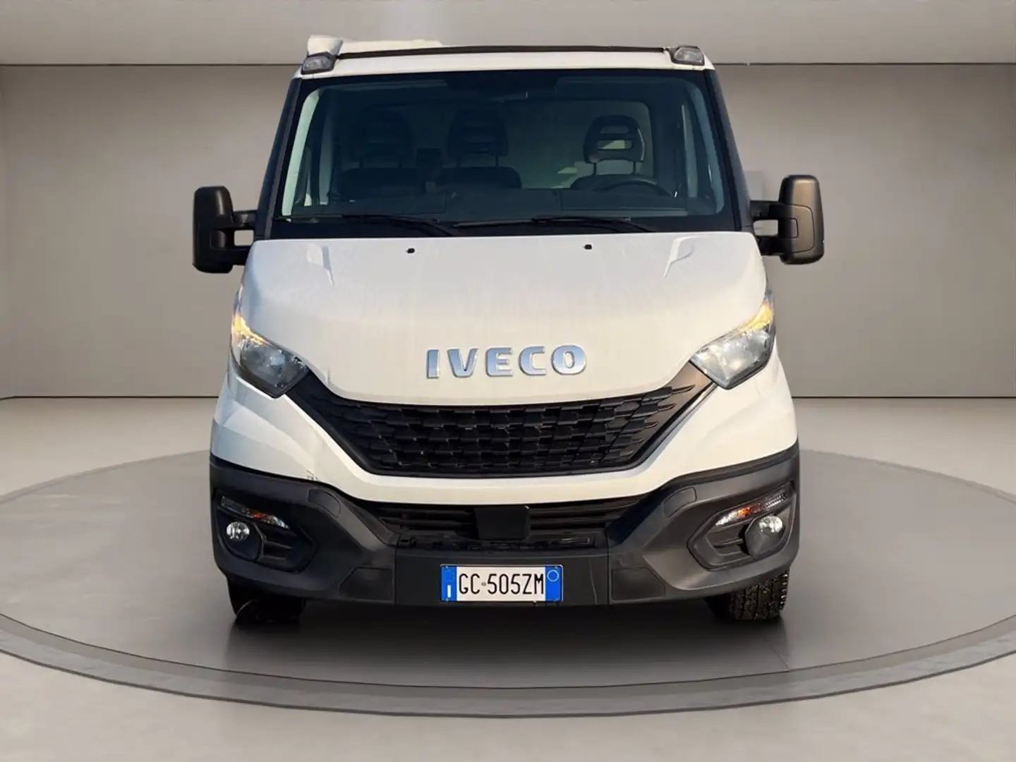 Iveco Daily 35 S14S 3750 cab. Blanc - 2