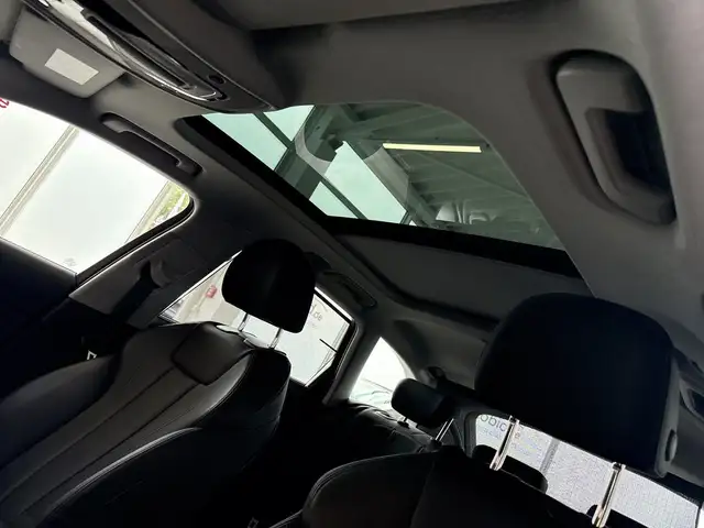 Audi A4 view 14