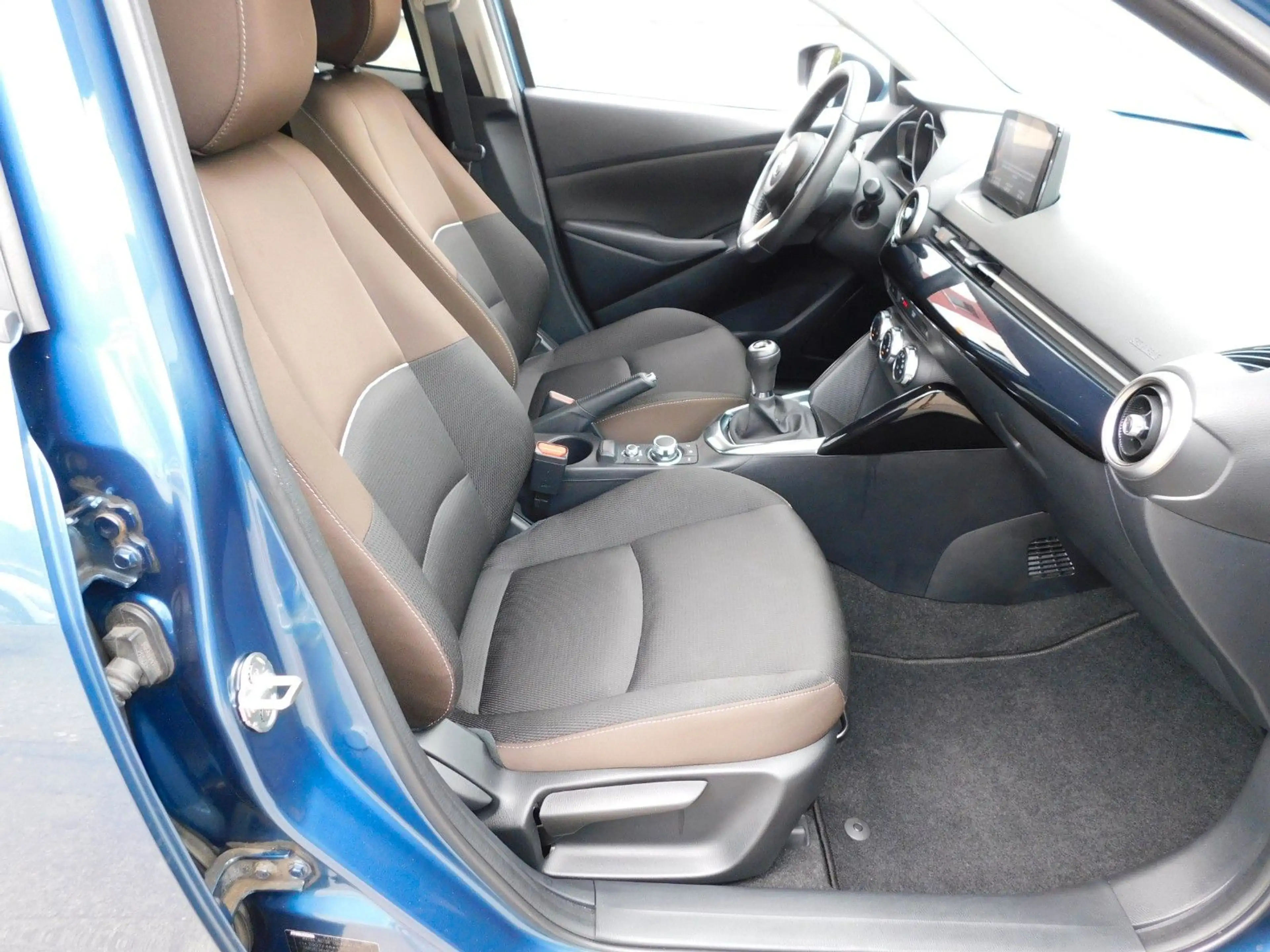 Mazda 2 Mazda 2 1.5 SKYACTIV-G 90 M-Hybrid Kizoku — photo 9