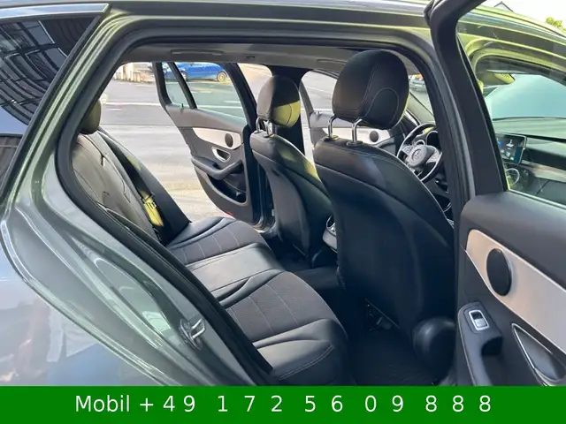 Mercedes-Benz C-Class view 15