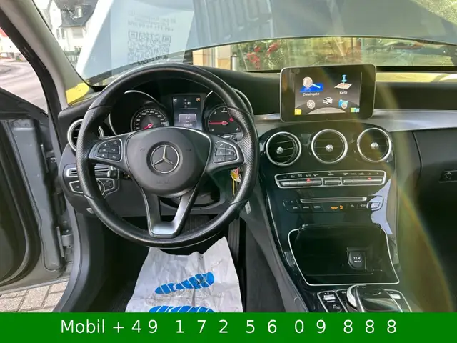 Mercedes-Benz C-Class view 12