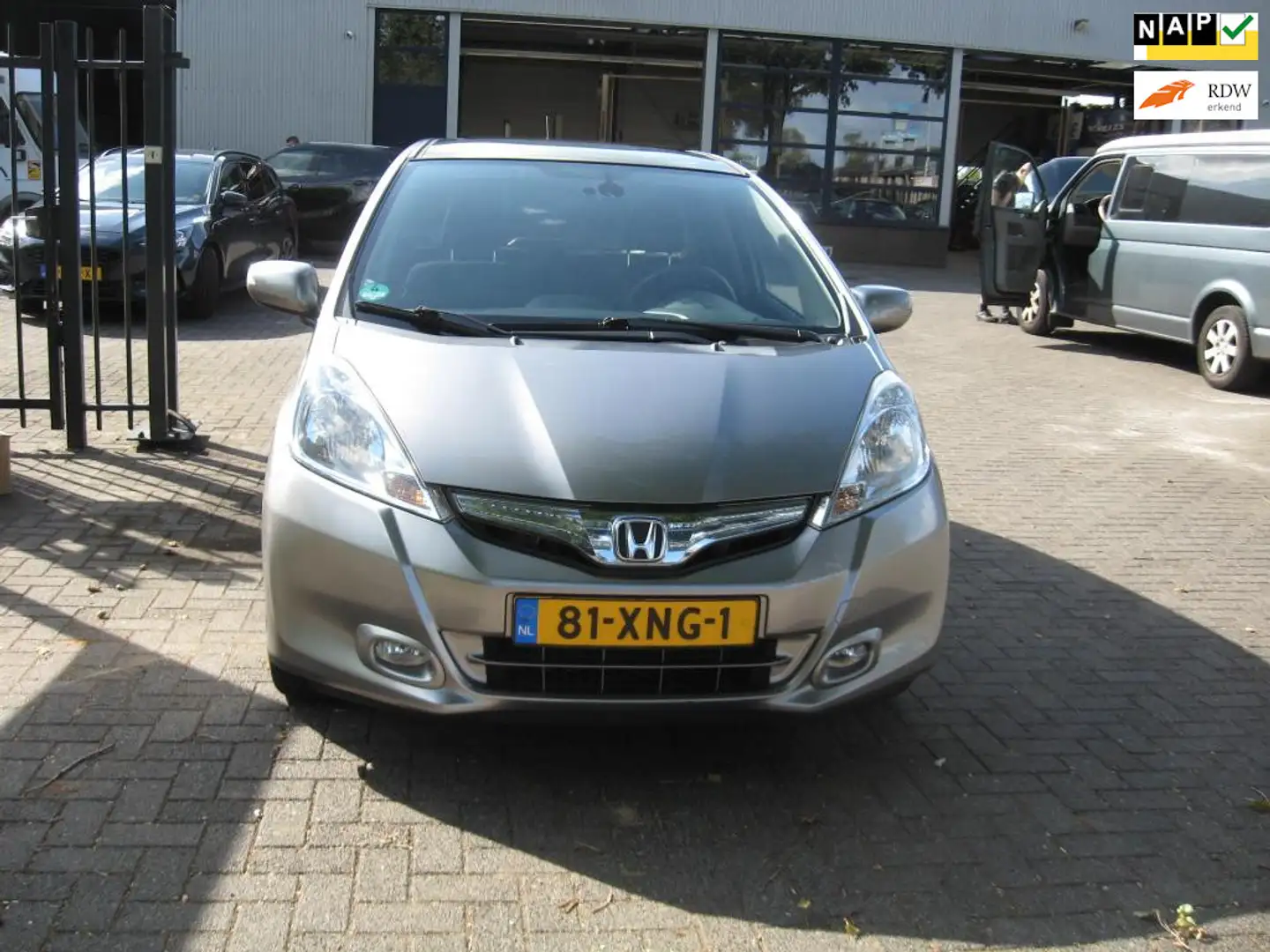Honda Jazz 1.4 Hybrid Elegance Grijs - 1