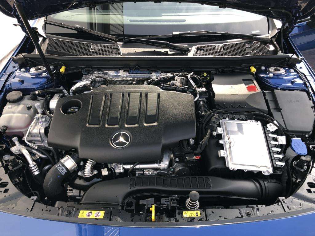 Mercedes-Benz A 200