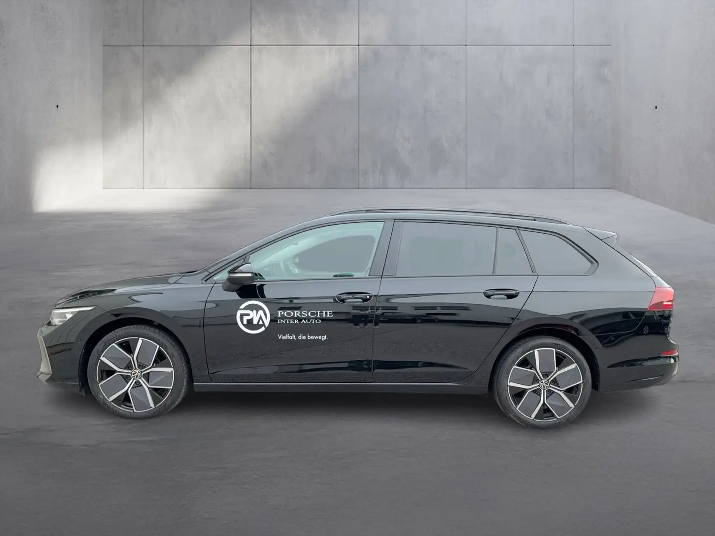 Volkswagen Golf Variant Business TSI Schwarz - 2