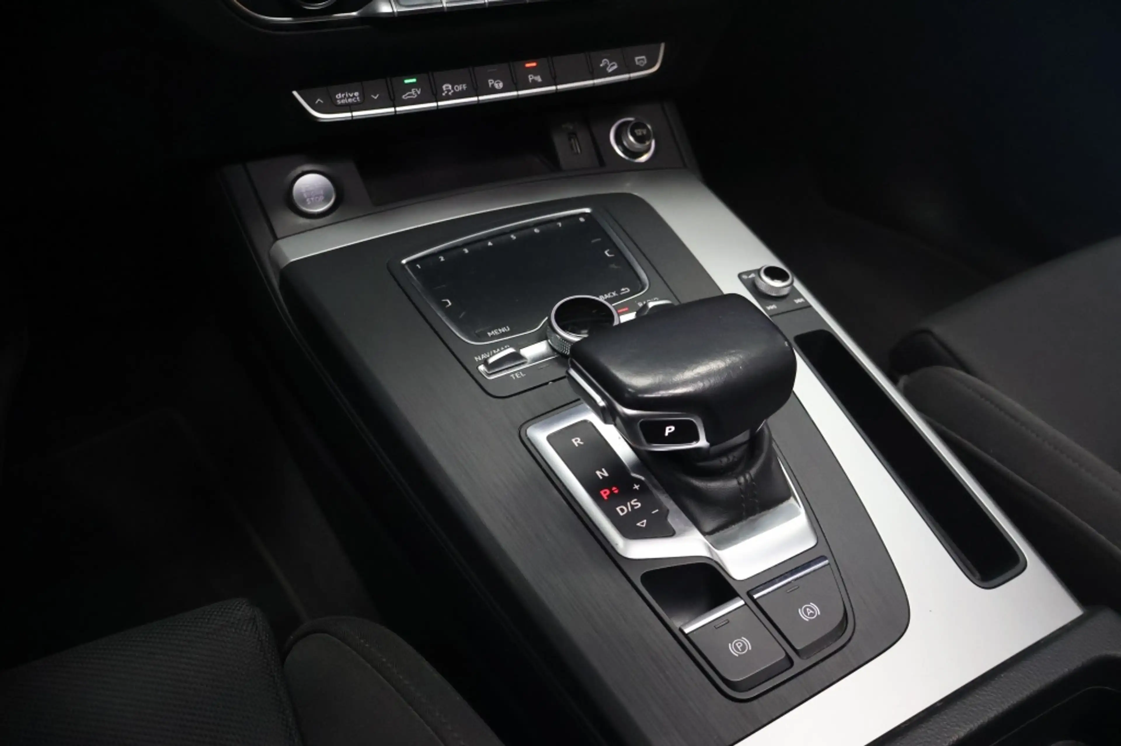 Audi Q5 50 TFSIe Quattro Pro Line S | Trekhaak | Panoramad — photo 34