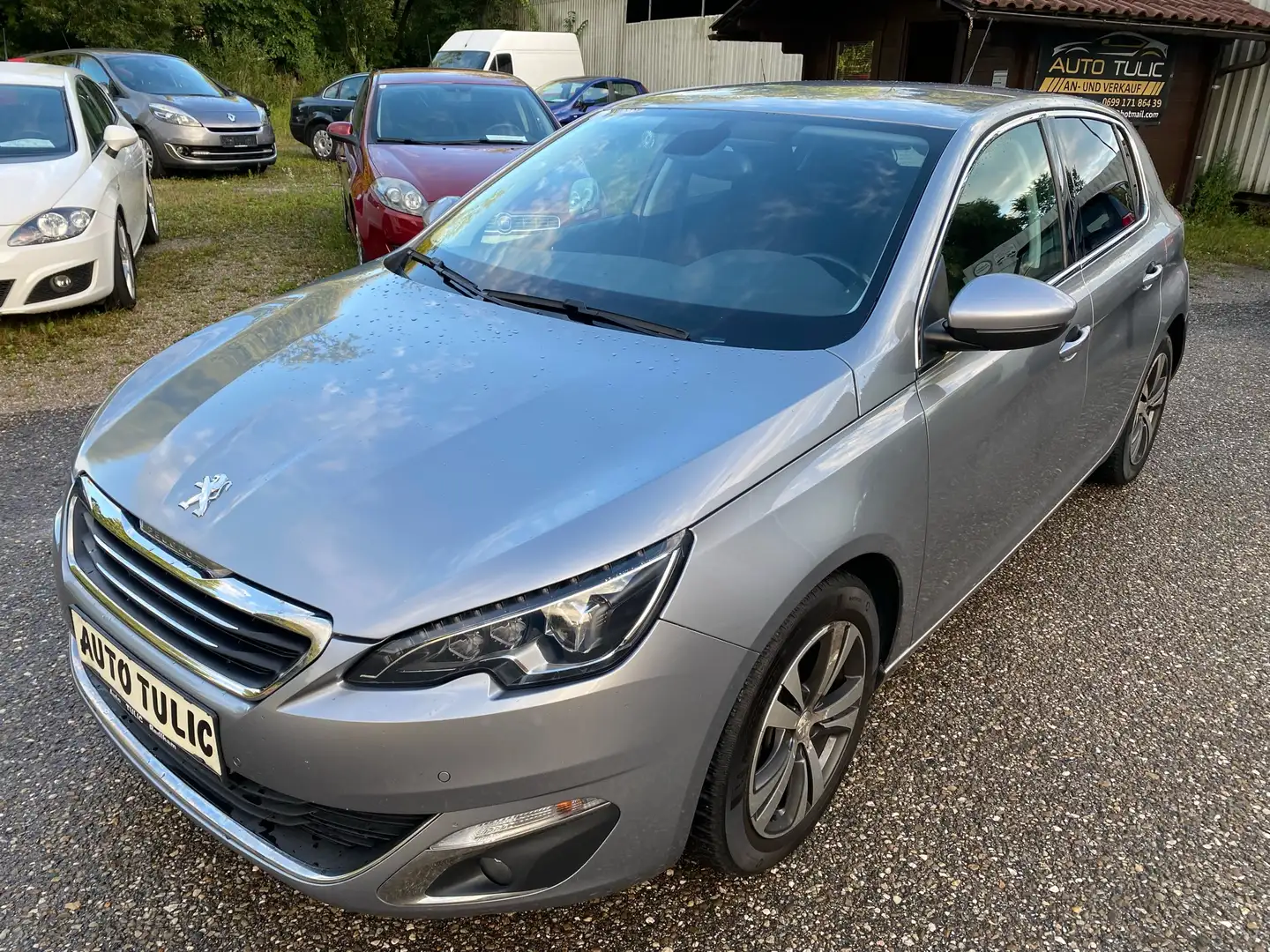Peugeot 308 1,6 BlueHDI 120 Allure - 2