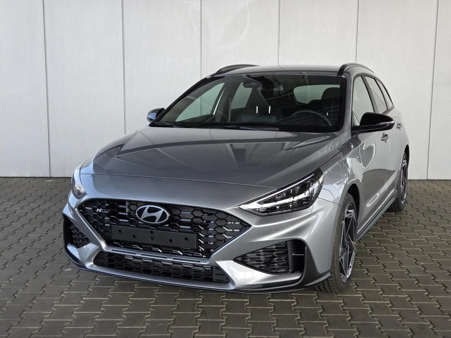 Hyundai i30 Kombi N-Line 1.5 T-GDI mHev DCT / Navi ACC Sitz... Silber - 1