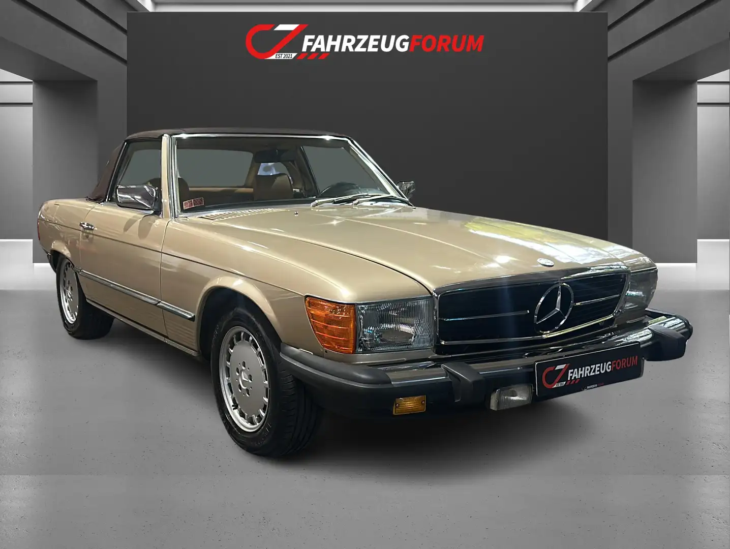 Mercedes-Benz SL 380 US-Import mit gutem Carfax* Schöne Patina Gold - 2