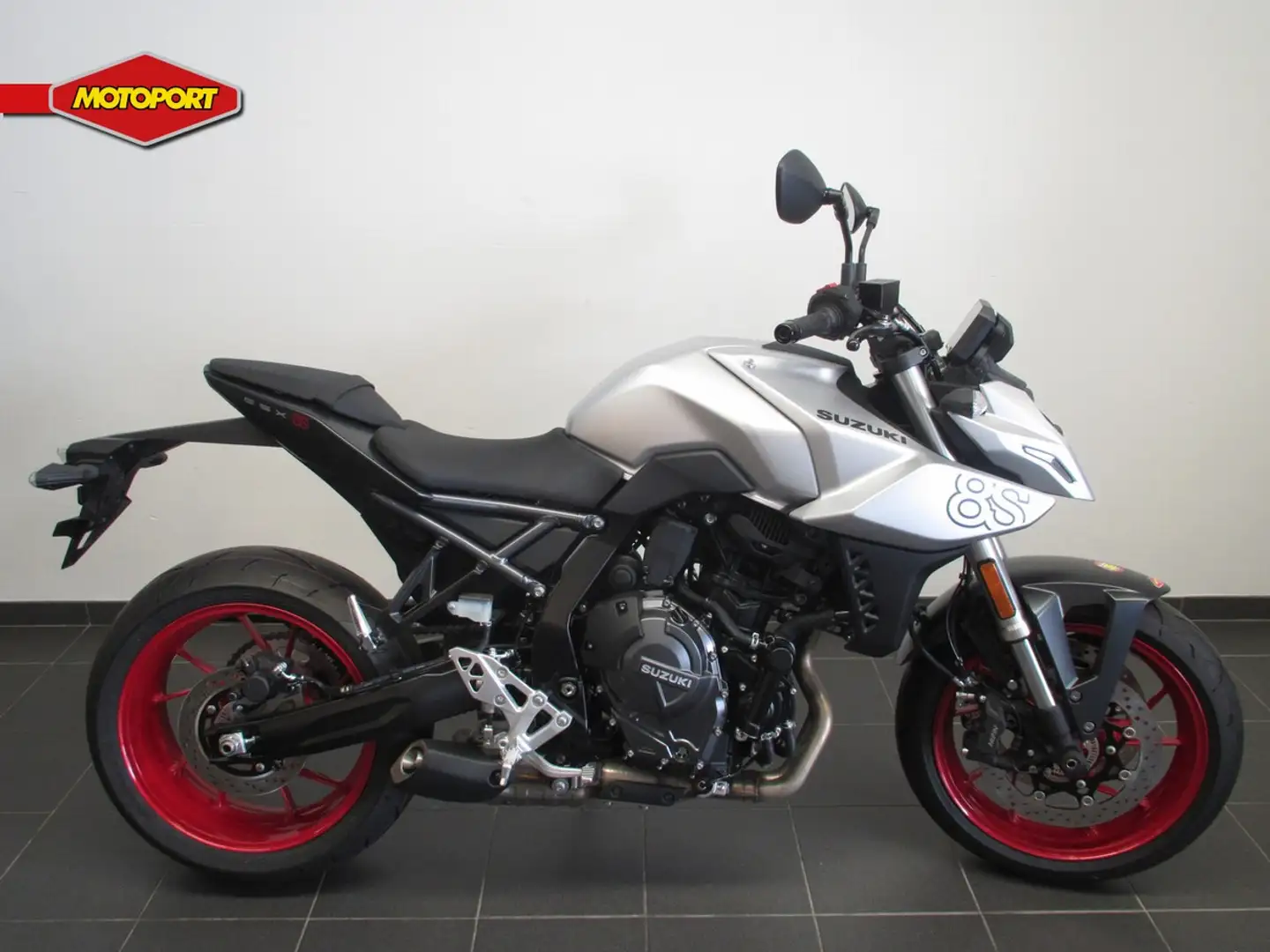 Suzuki GSX 8S Schwarz - 1