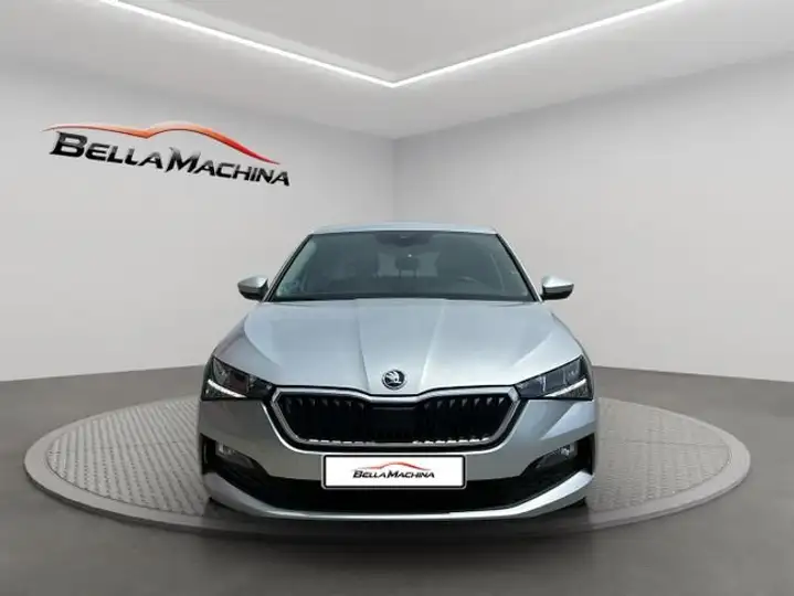 Škoda Scala 1.0 TSI Ambition (2020-) 2023, foto 2