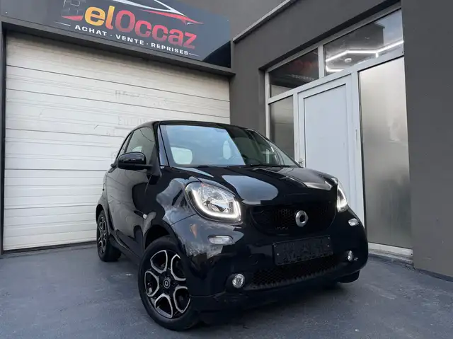 smart forTwo 🔥 SMART FORTWO 2017 • TOIT PANO • CUIR CHAUFFANT • LED • FREINAGE D’URGENCE • 86.000 KM • 7.450€ 🔥