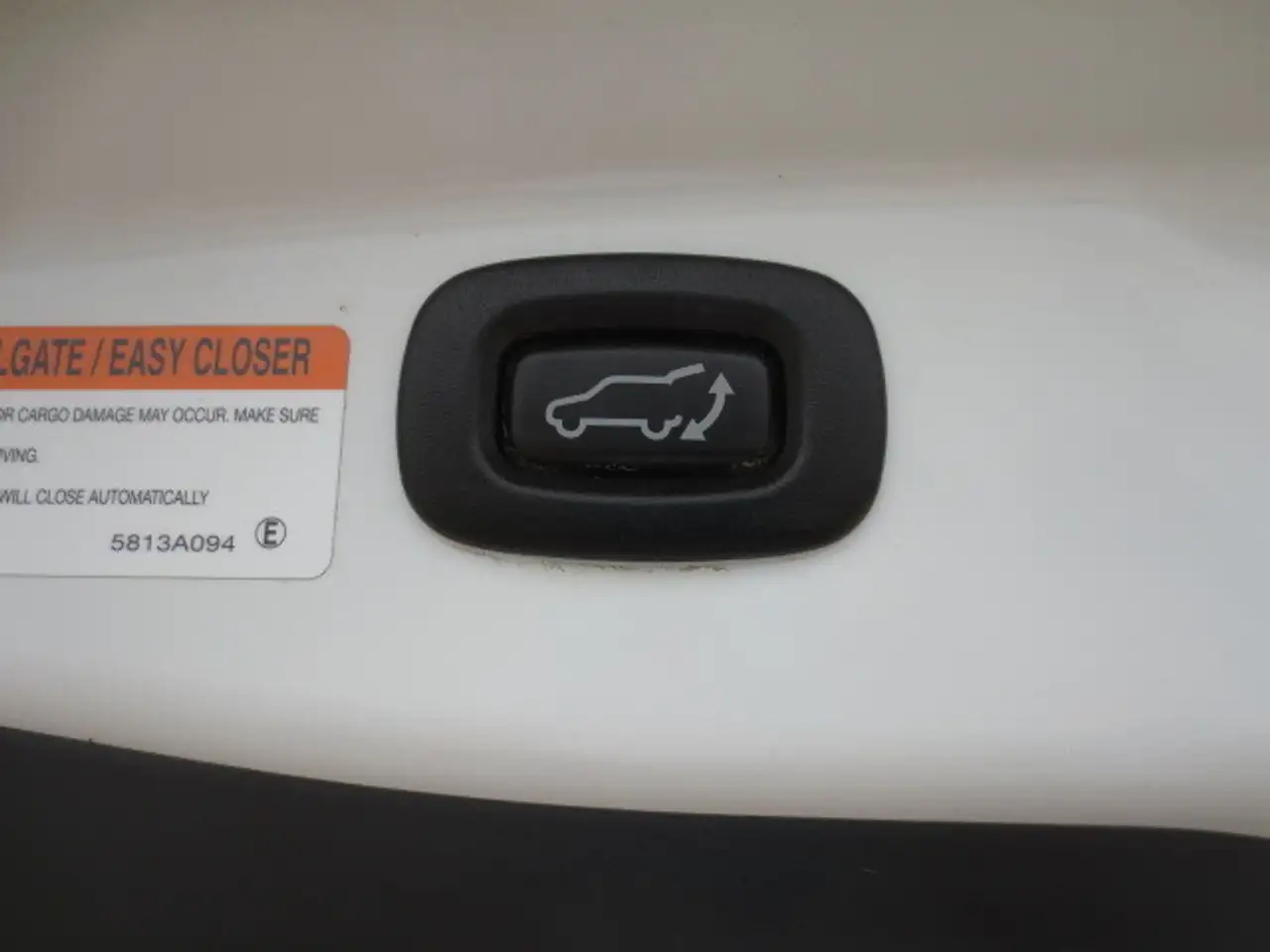 Mitsubishi Outlander снимка Mitsubishi Outlander