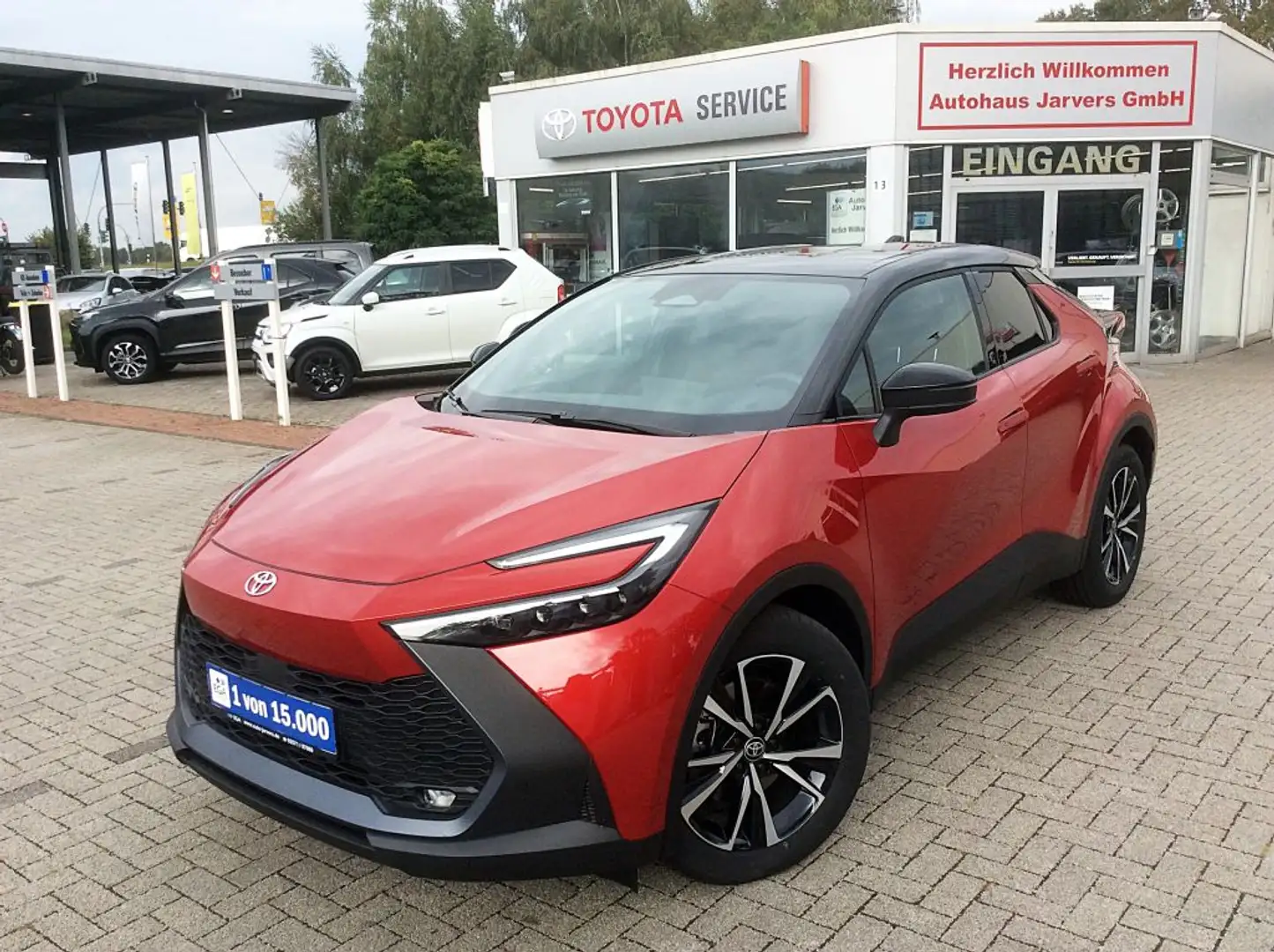 Toyota C-HR 2.0 Plug-in-Hybrid Team Deutschland Rot - 1
