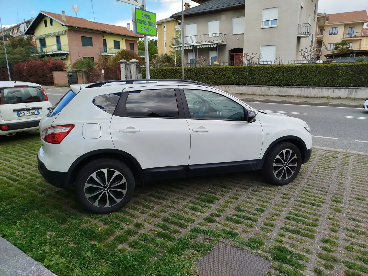 Nissan Qashqai Qashqai 1.5 dci Tekna Dpf FL 2 ANNI GARANZIA!! Bianco - 2