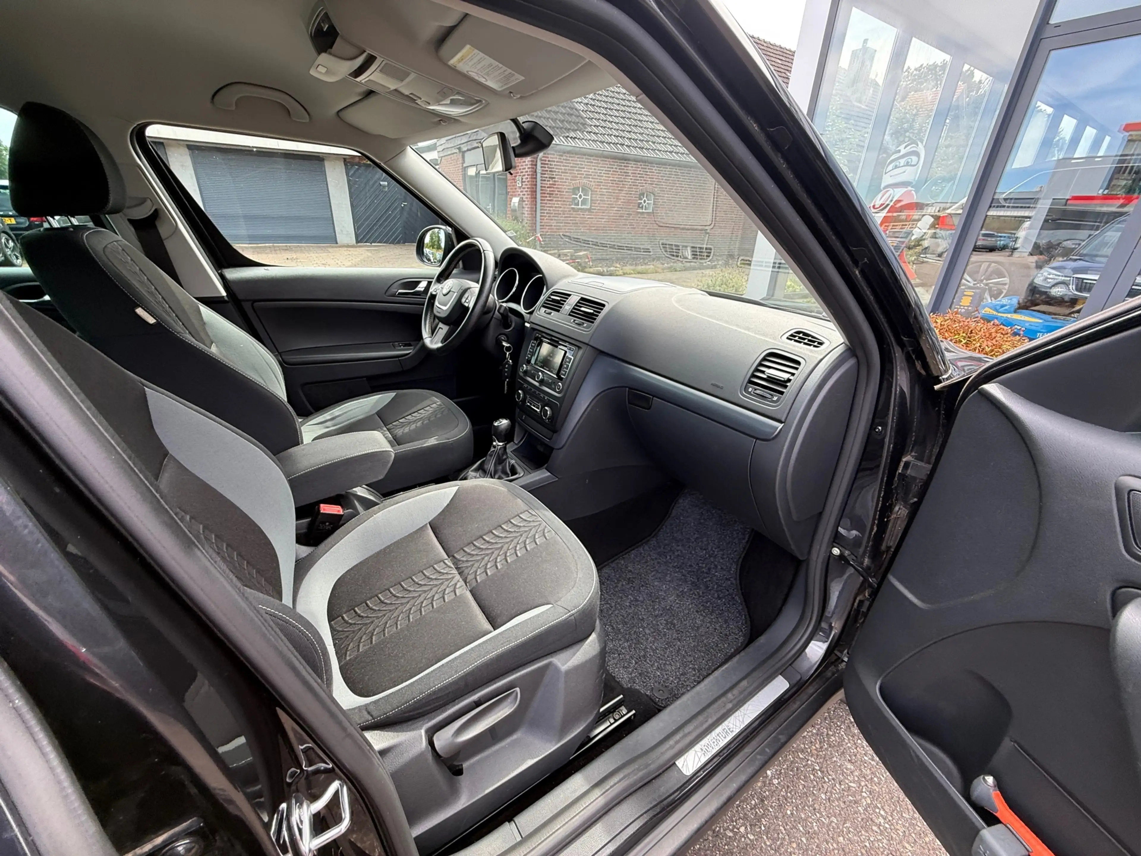 Skoda Yeti 1.2 TSI Adventure|trekhaak|rijklaar prijs| — photo 13