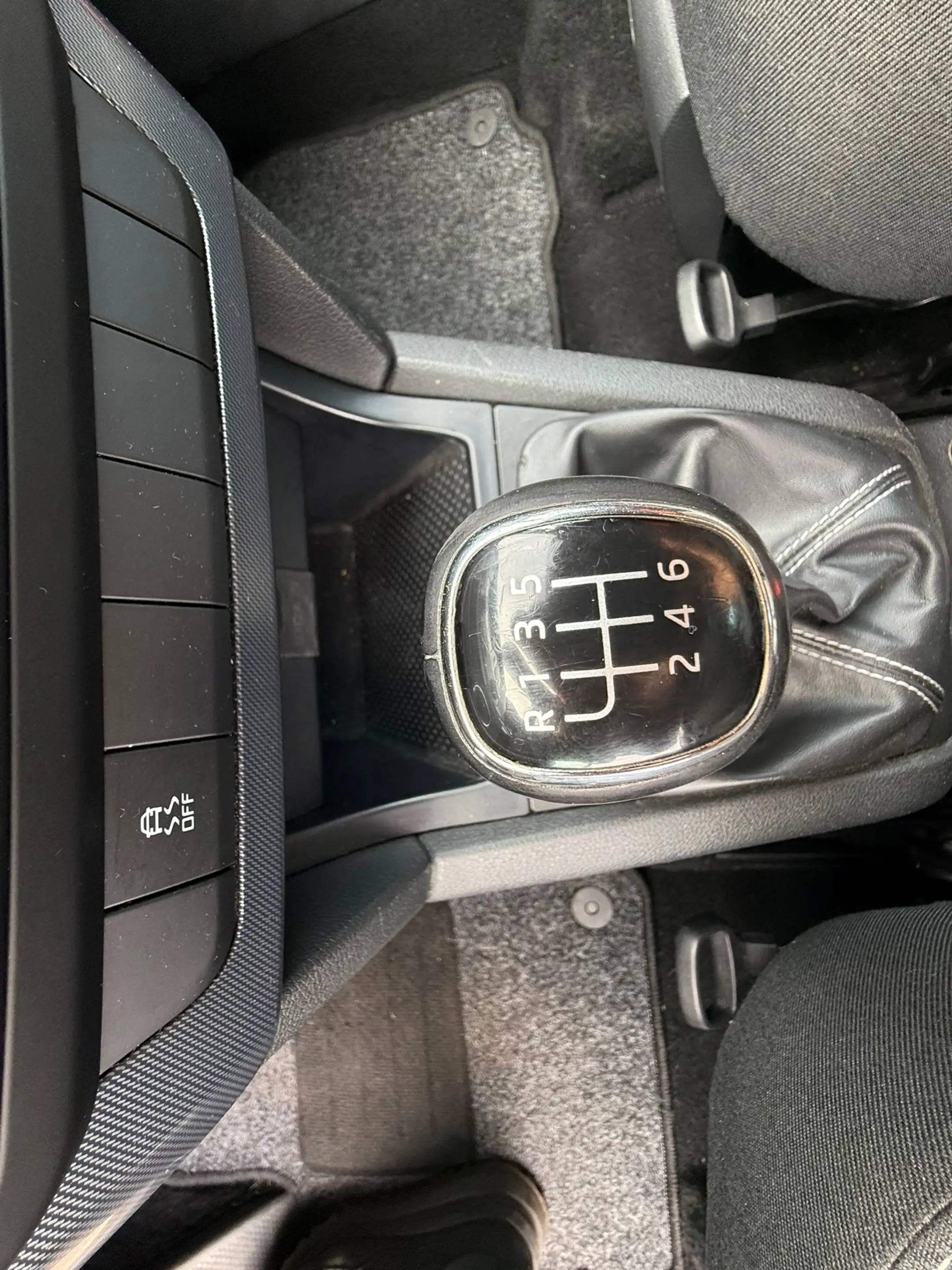 Skoda Yeti 1.2 TSI Adventure|trekhaak|rijklaar prijs| — photo 17