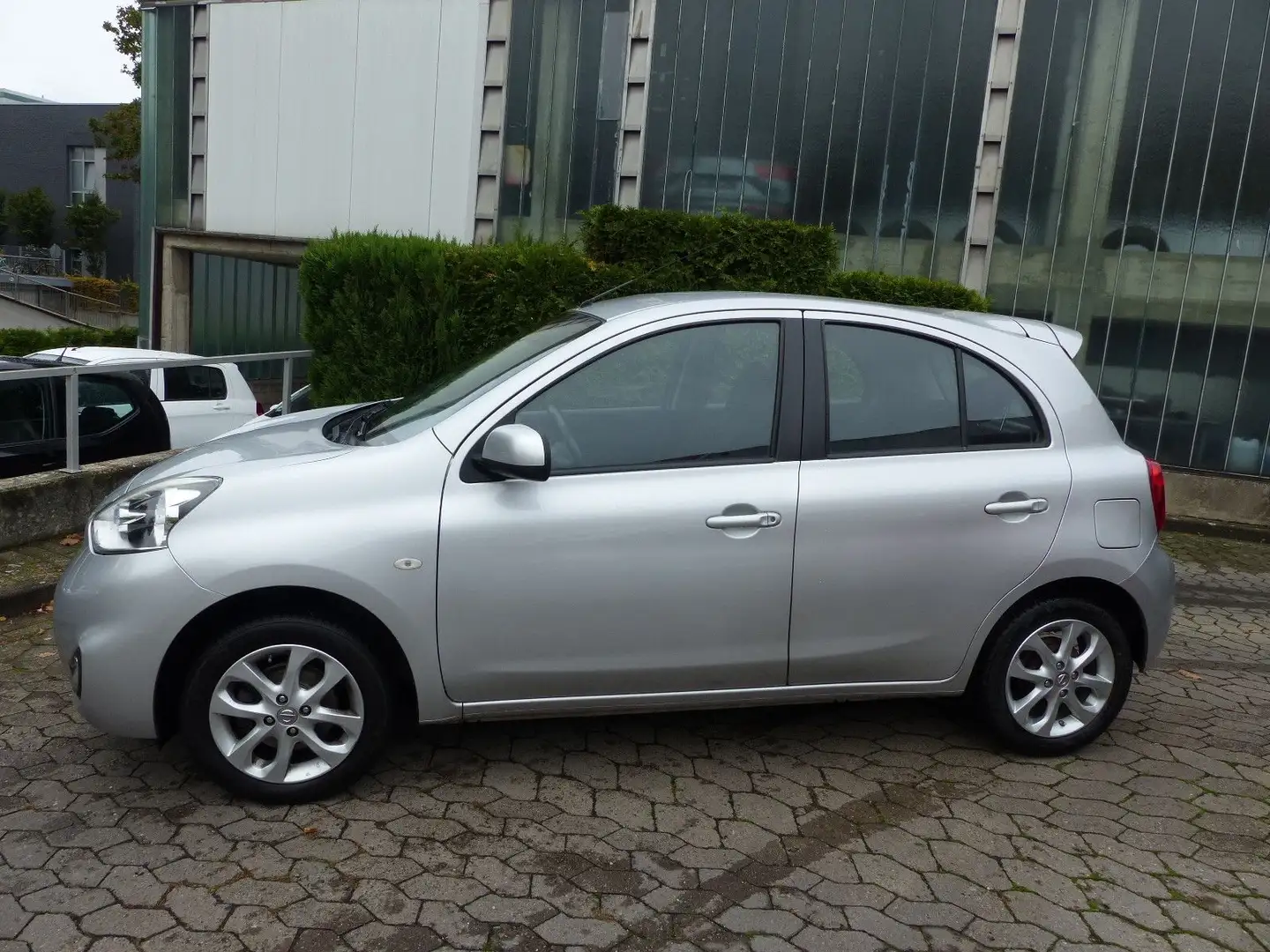 Nissan Micra Acenta Automatik/Klimaautom/Sitzheizung Silber - 1
