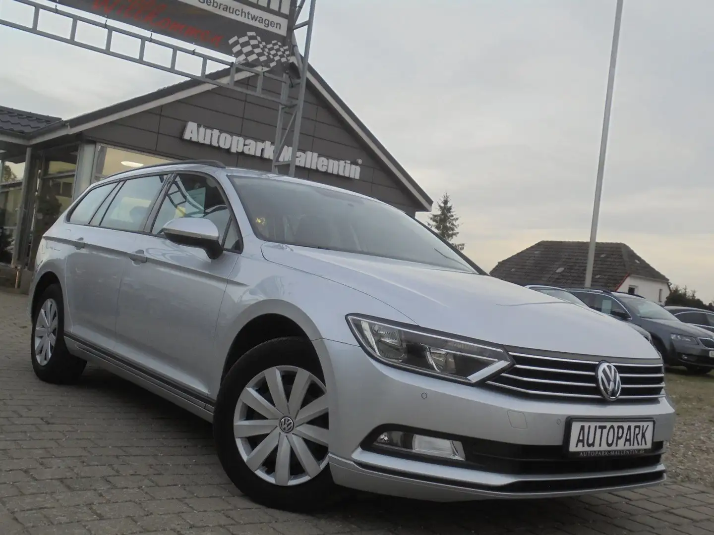 Volkswagen Passat Variant BMT/Start-Stopp *1.HAND*AHK* Argento - 1