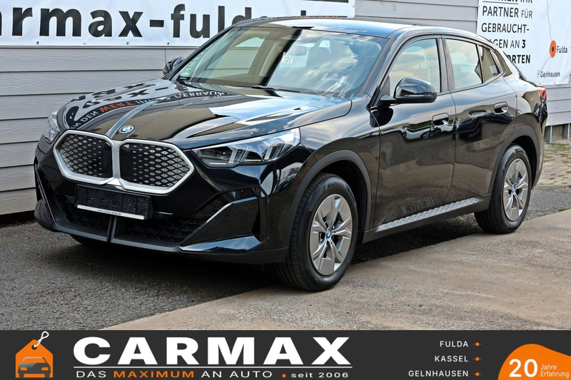 BMW iX2 20 eDrive,Navi,LED,SH,Kamera,Ausparkassist — photo 11