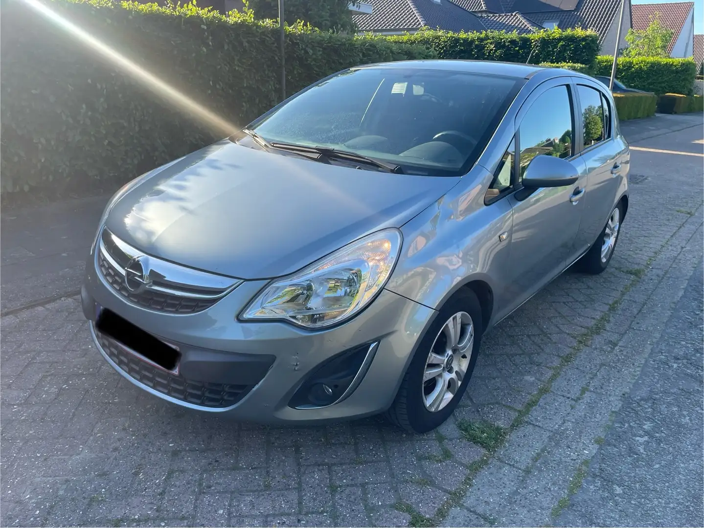 Opel Corsa Corsa 1.4 16V Innovation Zilver - 1