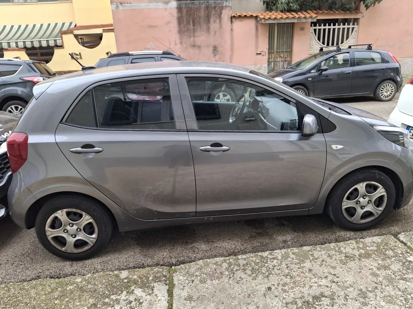 Kia Picanto 1.0 dpi Urban - 1