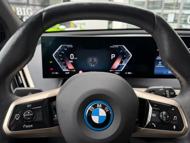 BMW Ix view 13