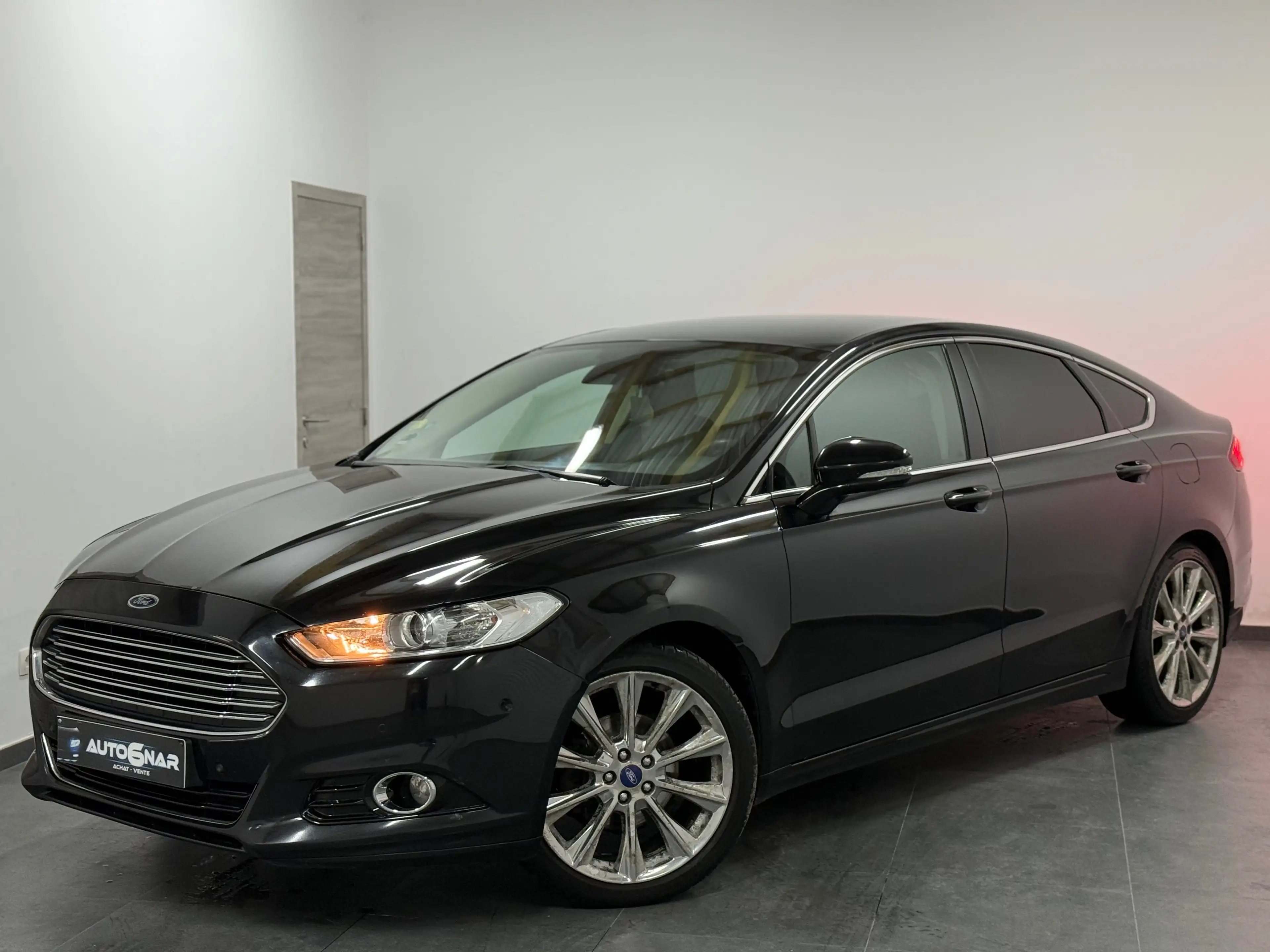 Ford Mondeo 2.0 TDCi Titanium - Euro 6b - Navi - Camera - Carnet — photo 4