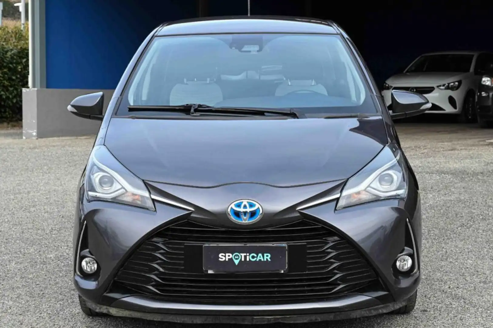 Toyota Yaris 1.5 Hybrid 5 porte Style Grigio - 2