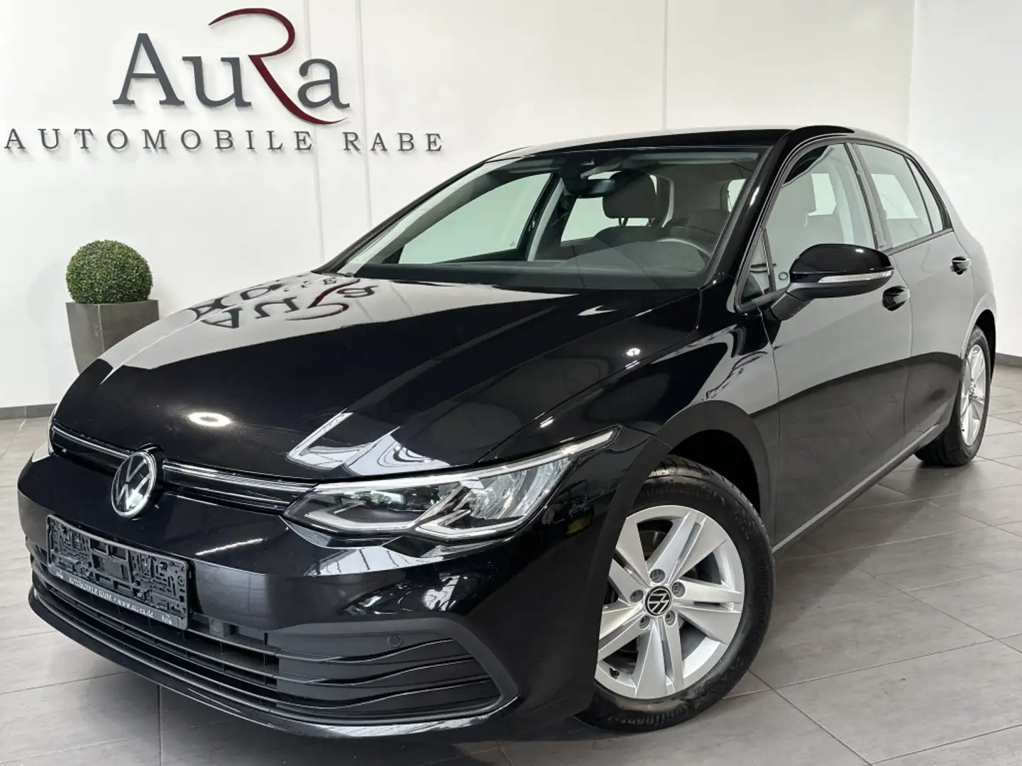 Volkswagen Golf 2.0 TDI DSG Life NAV+LED+ACC+CARPLAY+1HD+VC Black - 1