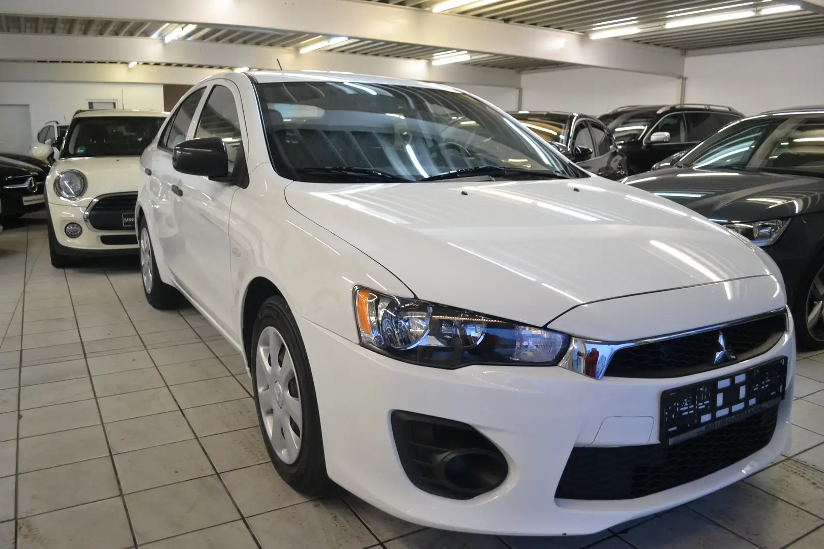 Mitsubishi Lancer 1.6 MPI SPORTBACK Basis 2.HAND*EURO6* Blanco - 2