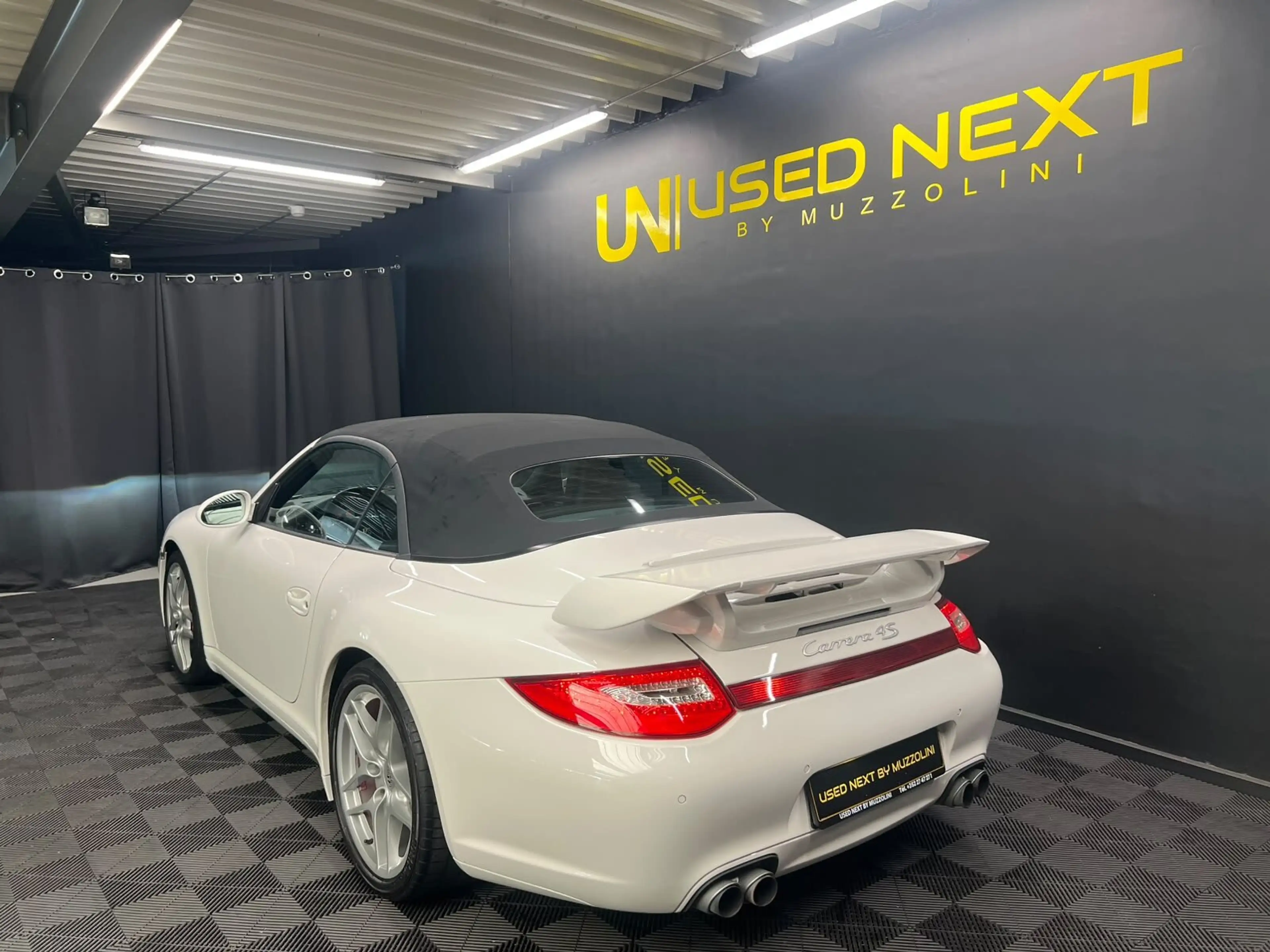 Porsche 911 CARRERA 4S CABRIOLET — photo 8