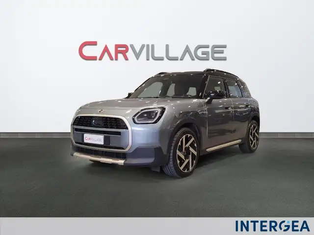 MINI One D Countryman Countryman 2.0 48V D Favoured auto