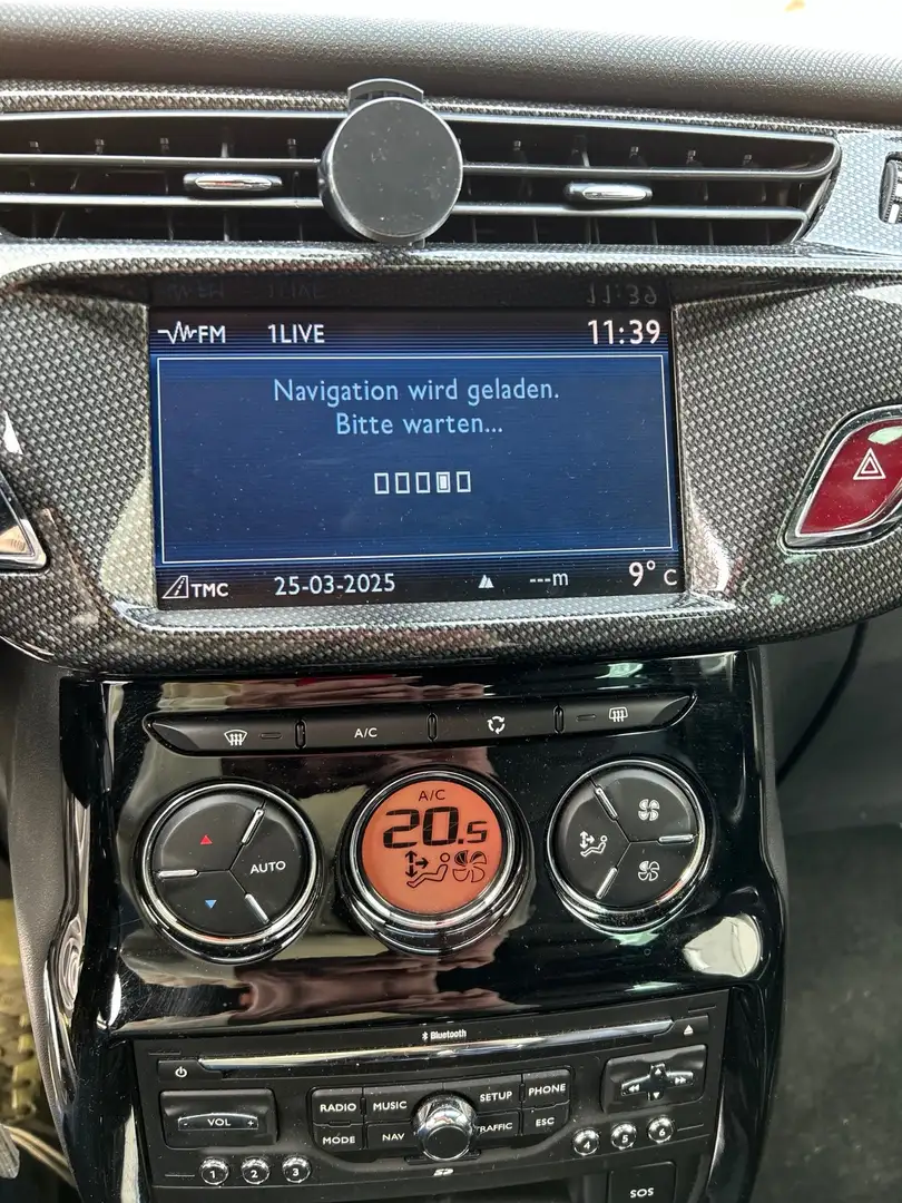 Citroen DS3 DS3 THP 155 SportChic Grau - 1